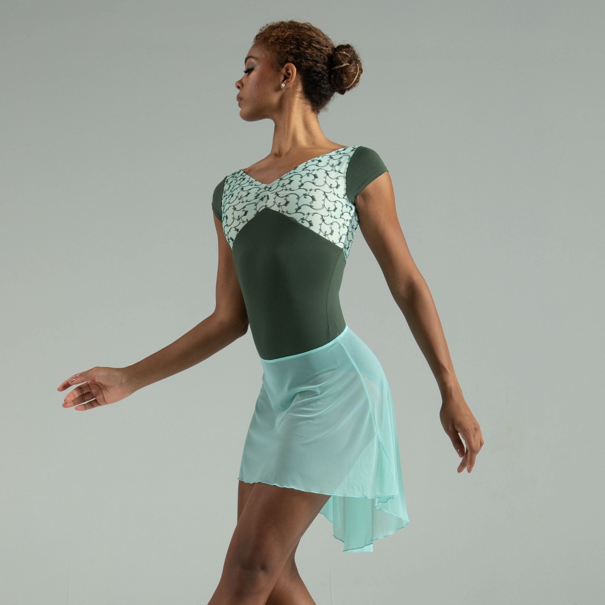 DORIANE Pinch Front Cap sleeve Mid-Back Leotard