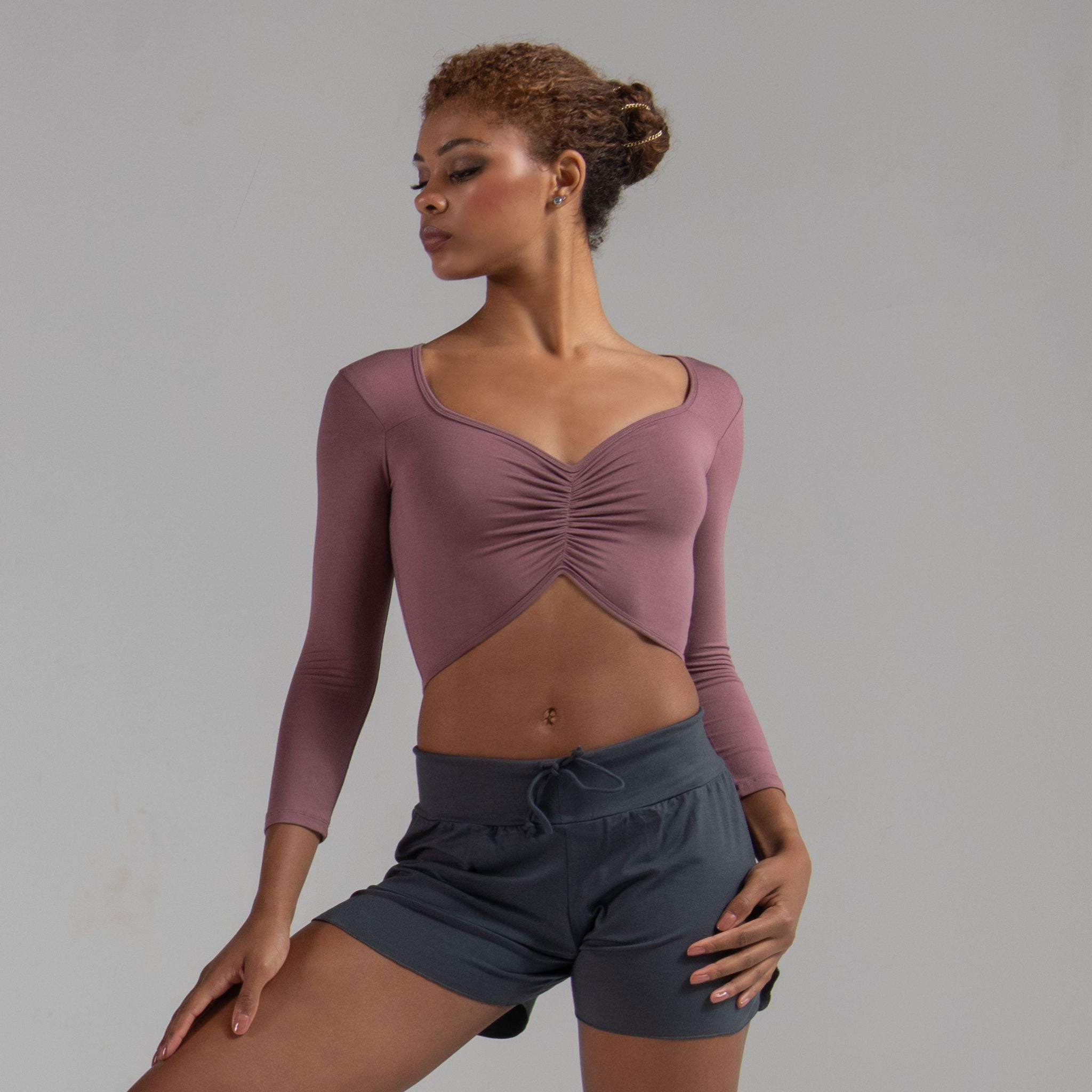 KIMI  Sweetheart Cut Cropped Long Sleeve Top