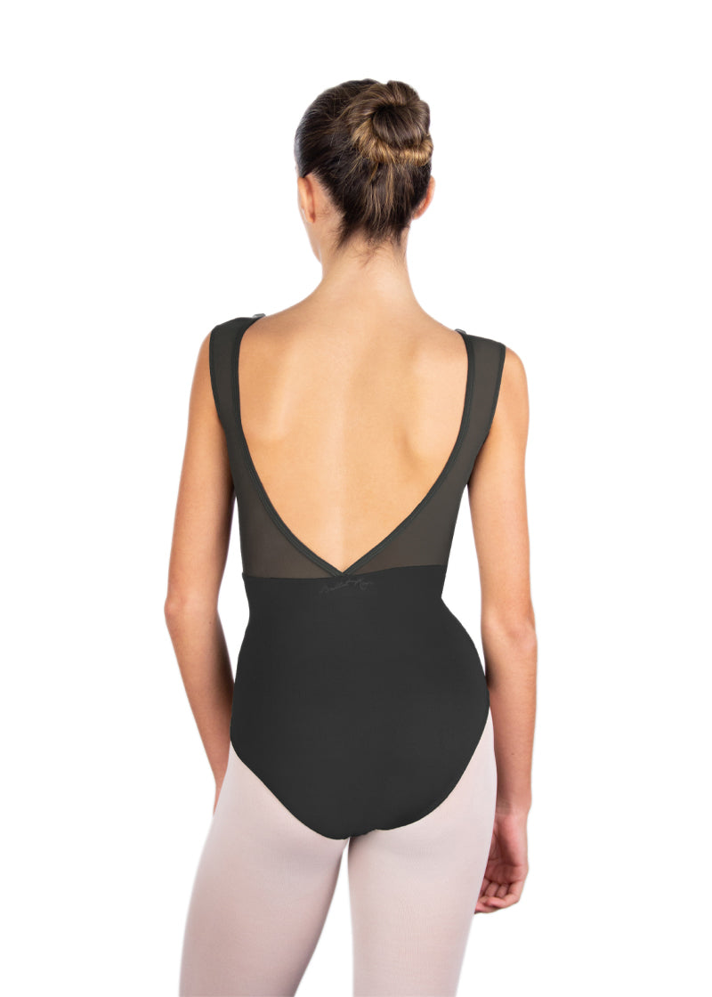Caprice: Sweetheart Neckline with Lace Front Detailing